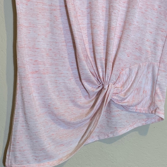 Urban Outfitters Dainty Hooligan Pink Boho Asymmetrical Twist Hem Top - Picture 2 of 8